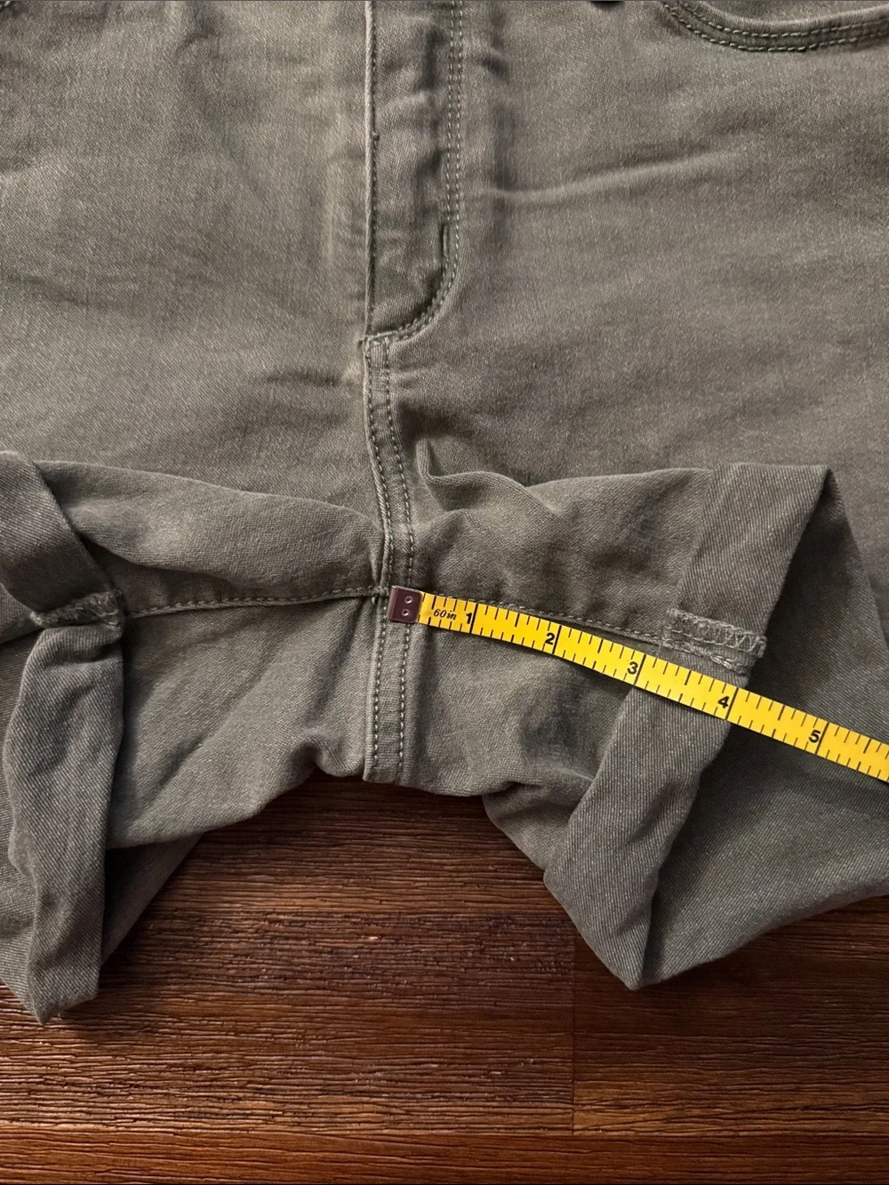 Universal Thread Olive Green Denim High Rise Midi Shorts 6/28R